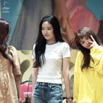 요즘 손나은 몸매말이야...