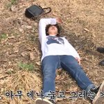 [댓글부탁해] 왜 <b>저런곳</b>에 누워있나싶은 방탄 지민