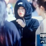 눈도 못뜨고 리허설하는 예리