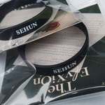 [세훈] 엘리시온 닷 실리콘팔찌 <b>실사</b>