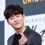 훈남 돋는 김동준