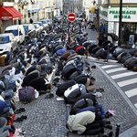 얘들아 <b>난민</b>받으면 이렇게대나바 ;;; 프랑스봐 ;;