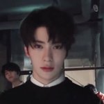 엔시티 재현 <b>이날</b> 움짤 있는사람
