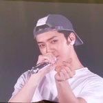 [EXO] 일케<b>새침</b>해놓고 왤케 부끄러워해ㅠㅠㅠㅠㅠ