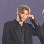 [강다니엘] 왕<b>단추</b> 존재감 무엇ㅋㅋㅋㅋㅋ