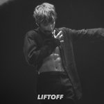 강다니엘 단추 파업한날ㄷㄷㄷㄷㄷㄷㄷ