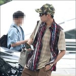 <b>독특</b>한듯 난해한 패션이 돋보이는 제이홉