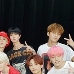 [세븐틴] 윤정한 매너<b>다리</b>(?)