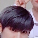 [박우진] 어제자 박우진 생머리 도토리 완전 무슨닐인데