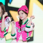 <b>다현</b> 골반뽕이지?