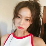 [댓글부탁해] 너희 보통 남자애들 몇명이랑<b>연락해</b>?