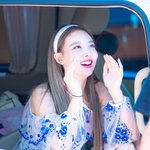 얼굴에 <b>햇살</b>을 담은 듯 한 女돌
