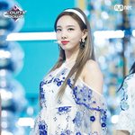 아이돌 <b>무대의상</b> 이쁜거 올려보장