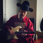 오늘<b>풍악</b>을울려라