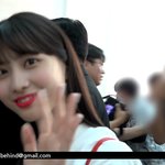 트와이스 공항출국 전 아이<b>컨</b><b>텍</b> 가슴떨림