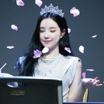 <b>손나은</b> 조카이쁘다 진짜
