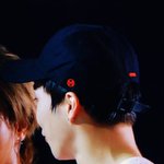 [EXO] 뉘<b>신지</b> 모르지만 밍속옆에분 부럽