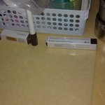 이니스프리가 미네랄퓨전과 껍데기 비슷