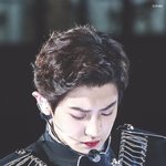 [EXO] <b>입술</b>색 예쁘다
