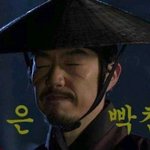 <b>만화</b>올리는애-_-