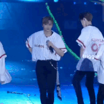 [강다니엘] <b>호다닥</b>