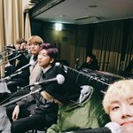 [방탄소년단] 지민 이거 <b>슬기</b> 셀카 보는 거야?