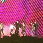 [시우민] <b>셔츠</b>인 한 시우민 봐