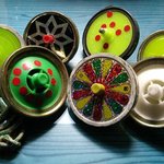 어릴적에 갖고 놀던 <b>추억의</b> 장난감