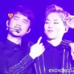 [EXO] 나 좀 살려<b>줄</b><b>사람</b>