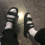 <b>양말</b>신고 샌들신는거 극혐임??ㅊㅂ좀