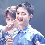 [EXO] 도경수볼찌르고한달내내선풍기도없이살기<b>vs</b>