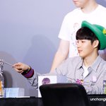 [김재환] 오늘 재환이 첫 <b>엠씨</b>보는날