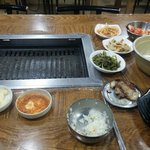 고깃집 <b>혼밥</b> 은근 쉬움