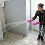 [EXO] 어디서도 못볼 화장실 <b>청소</b>하는 엑소
