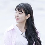 프로미스 나인 백<b>지헌</b>