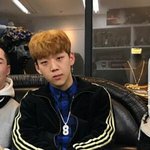 [댓글부탁해] 그리고 품지 이게 내 <b>품위</b>지