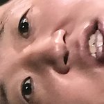 얘들아 우리 자기 얼굴 <b>묘사</b>하자ㅋㅋㅋ