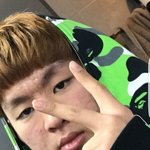 [댓글부탁해] 박준희 <b>밖</b>에서 <b>옷</b> 빨개벗고 게임함