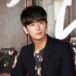 [드루와] 주지훈 앞머리 내린거 약간 <b>오바다</b>