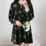 <b>이</b> 원피스 사면 <b>가을</b>에도 입을 수 있을까