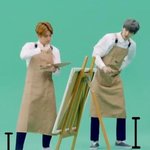 [EXO] <b>남자</b> <b>두</b>명이 그림을 그리고 있다