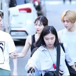 [댓글부탁해] 현아 후이 팔짱ㅋㅋㅋㅋ