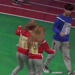 [방탄소년단] 낯가리는 짤 뿌려줘라 이삐들~~