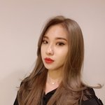 [댓글부탁해] 나 이색깔로 염색할라 하는데