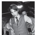 [EXO] 엘숀 <b>디비디</b> 포카라는데 종인이 개이쁨