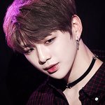 초커 <b>장착</b>이 넘 잘 어울리는 男돌