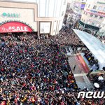 [EXO] <b>베</b>톡에 <b>팬</b>싸 현장 사진가지고 놀라는 애들 귀엽네