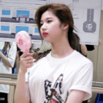 女 아이돌들의 여름<b>나기</b>
