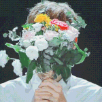 [강다니엘] 꽃다발 들은 강다니엘
