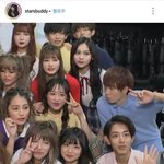 [댓글부탁해] 엄지 아이<b>돌중</b> 별로 이쁜축아니지 않냐ㅋㅋ?